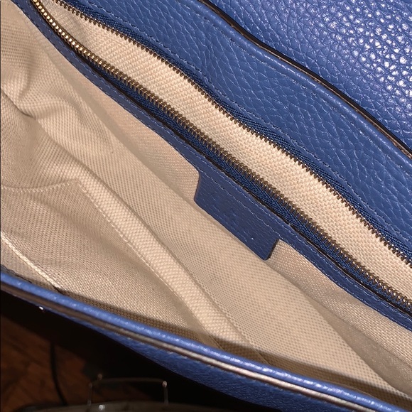 Gucci Blue Bag with Gold Chain - Picture 3 of 7